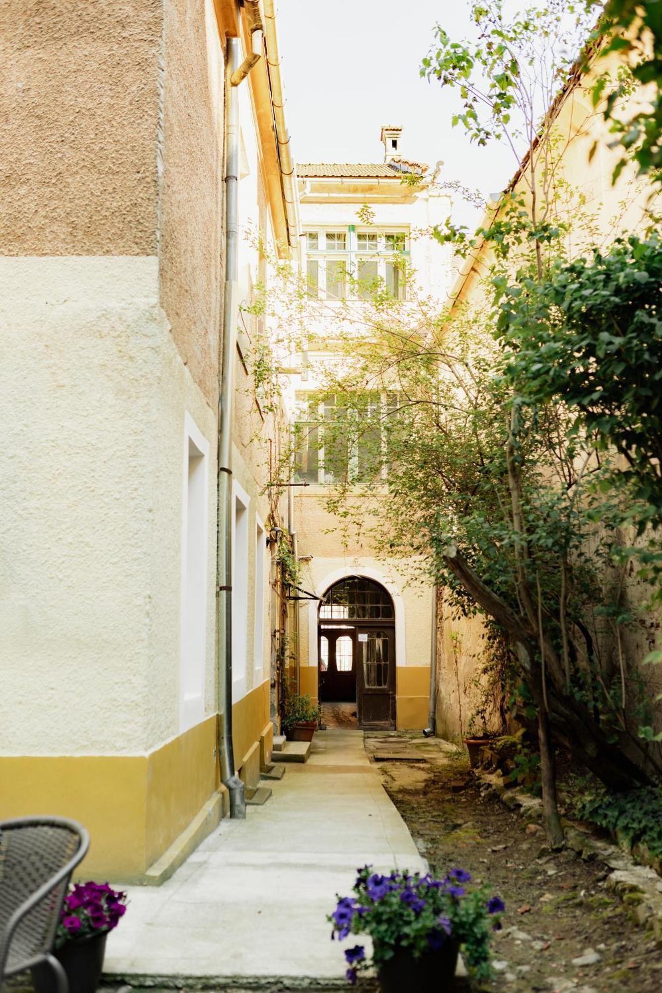 Casa Leonhardt Lägenhet Sighişoara Exteriör bild