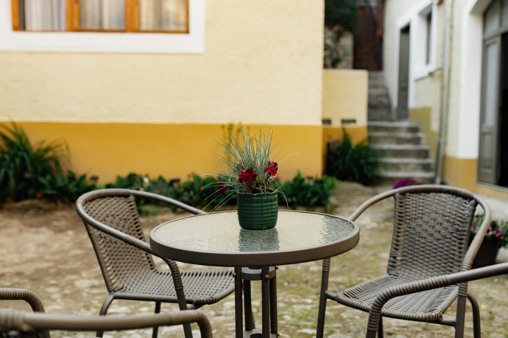 Casa Leonhardt Lägenhet Sighişoara Exteriör bild